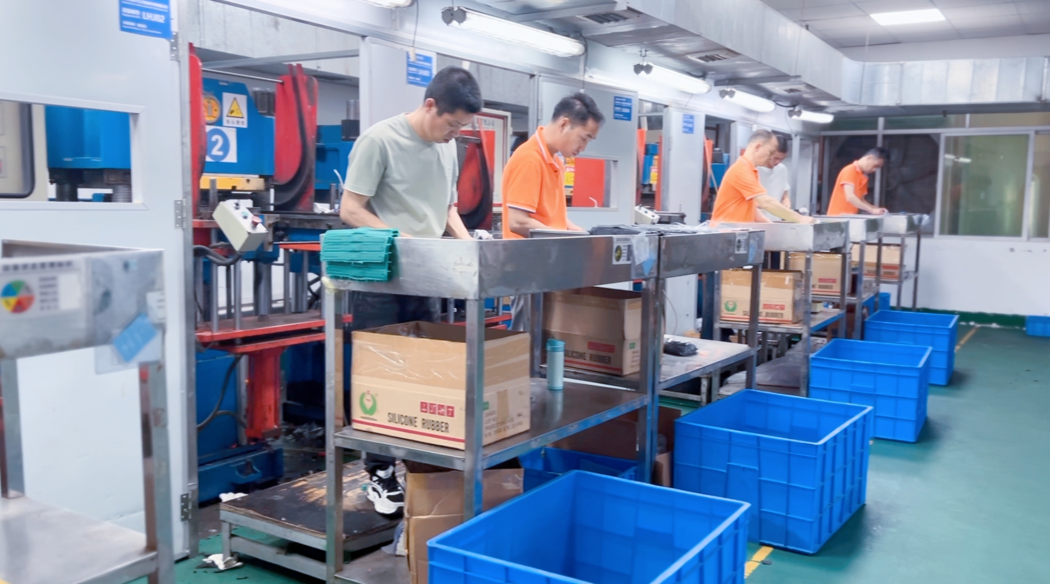 带你走进88858cc永利集团RFID硅胶腕带工厂NFC硅胶手环生产定制厂家